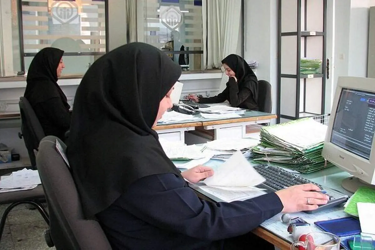 کارمندان دولت کم میشوند