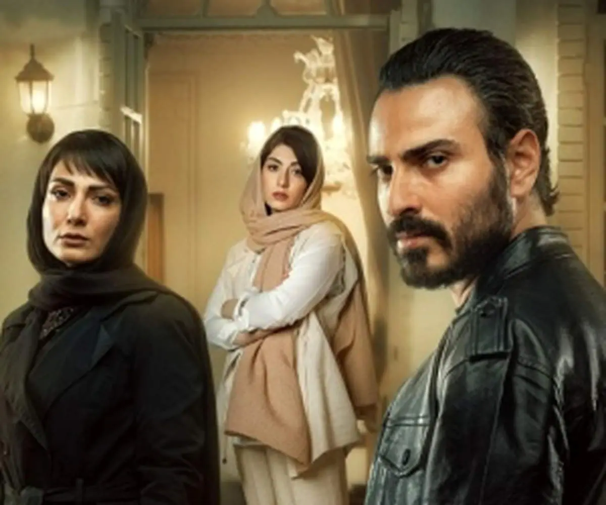 سلفی لاکچری بازیگران سریال گردنزنی در جشنواره فیلم دریای سرخ