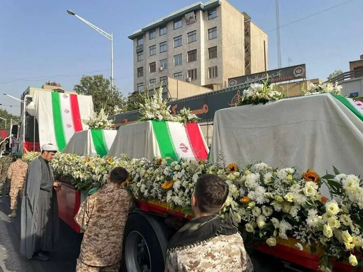 اولین تصویر از حضور عمومی شمخانی بعد از ترور ناموفق