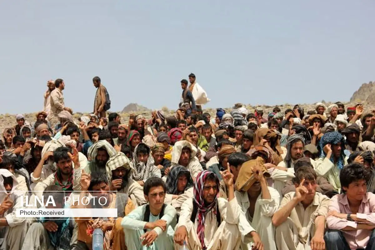 دستور وزیر کشور: افغان ها براساس نیاز استان‌ها  ساماندهی شوند!