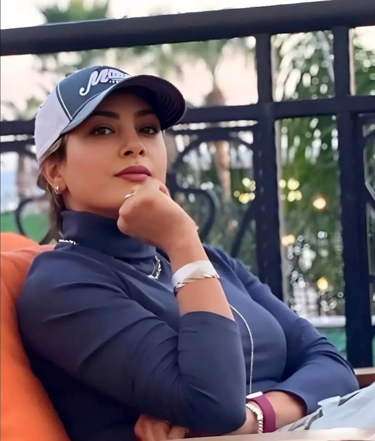 موتور سواری حدیث تهرانی با استایلی خاص و جسورانه