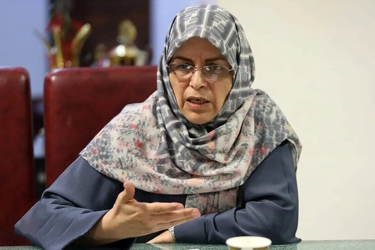 آذر منصوری: آقای صداوسیما، نگران قضاوت مردم نیستید؟/ نقش پوششی به خود نگیرید!