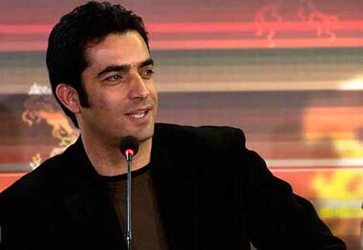 بوسه پر احساس منوچهر هادی بر گونه دخترش خبرساز شد/ عکس