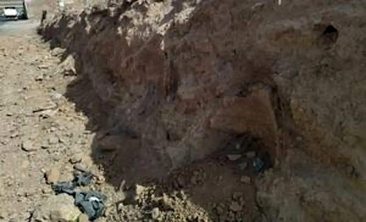 کشف ۱۹۵۶ شی تاریخی متعلق به دورههای مختلف