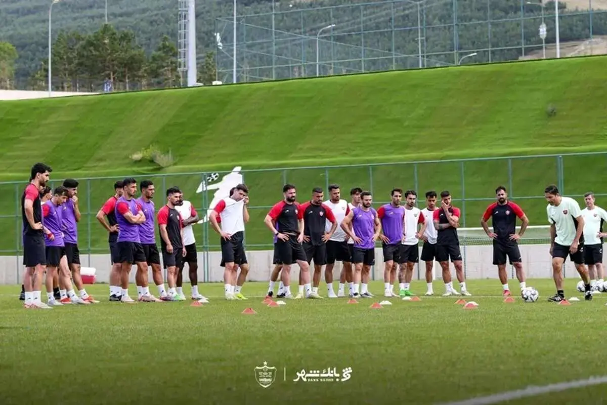 بازگشت متفاوت مهاجم سابق به پرسپولیس