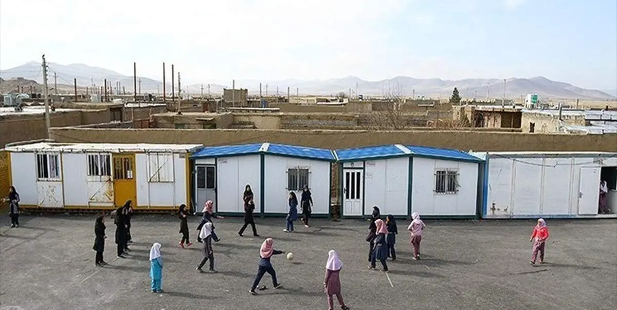 دانش آموزان مناطق محروم: ما هنوز مدرسه نداریم!
