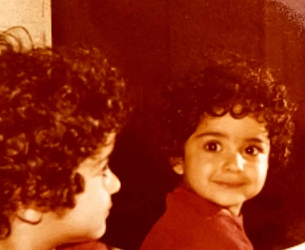  چهره بامزه بازیگر زن معروف در کودکی/ عکس