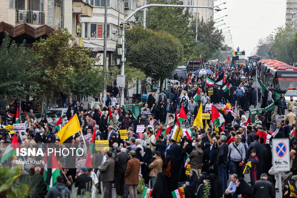 راهپیمایی شکرانه پیروزی مبارزان فلسطینی