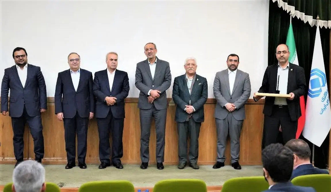 بیمه ایران رتبه نخست جشنواره روابط عمومی های برتر صنعت بیمه را کسب کرد