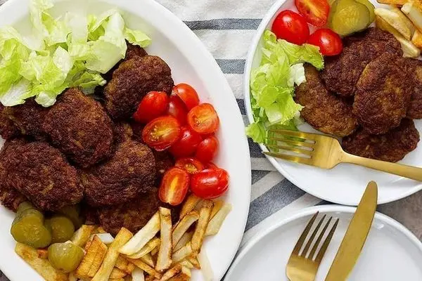  ۱۰ راز مهم آشپزی برای پخت کتلت حرفه ای