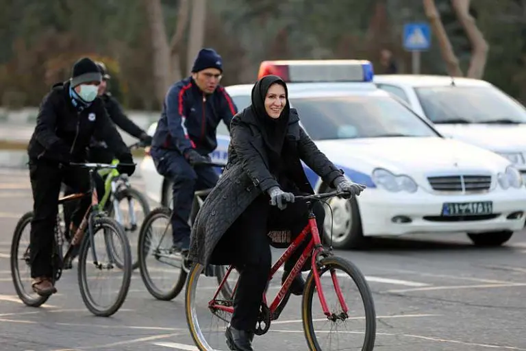 ماجرای ممنوعیت دوچرخه‌سواری زنان به روایت شهردار سابق تهران