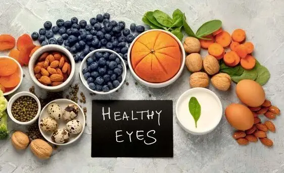 ویتامین‌هایی برای سلامت چشم 