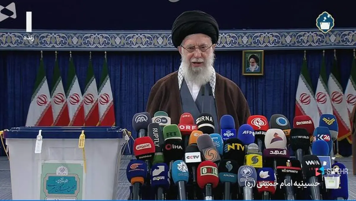 رهبر انقلاب: با شرکت در انتخابات دشمنان را ناامید کنید