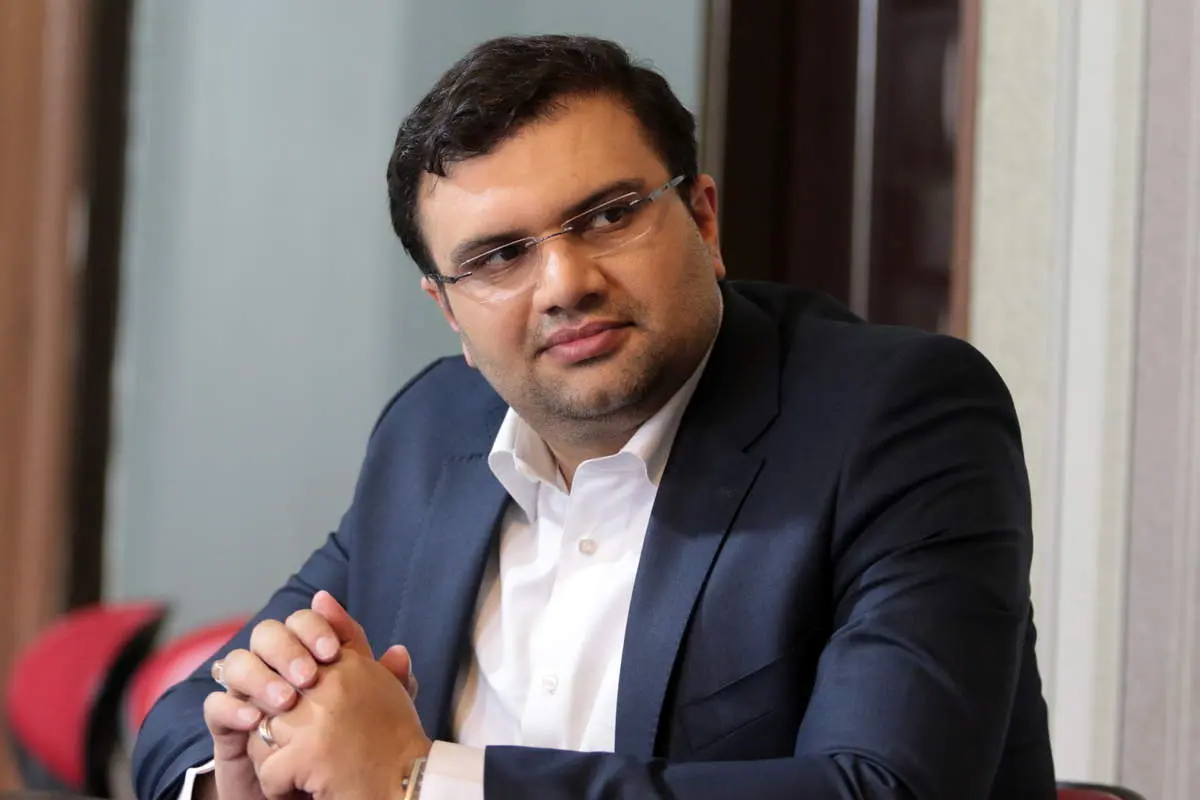 جزئیاتی از واردات خودروهای لوکس توسط بازیکنان تیم ملی