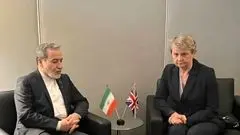 تماس تلفنی وزیر امور خارجه انگلیس با عراقچی