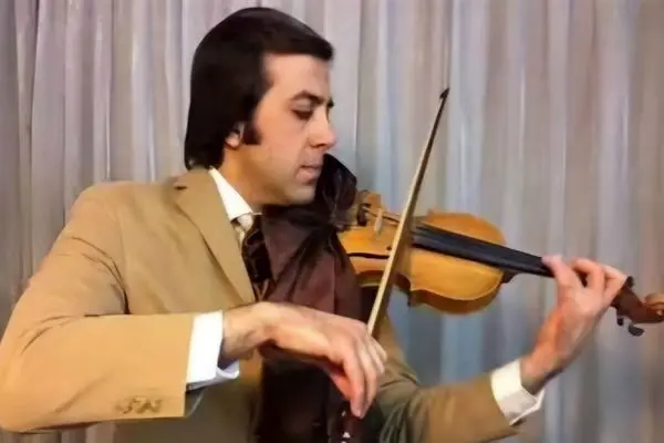 عرفان مهران‌مهر در 40 سالگی درگذشت