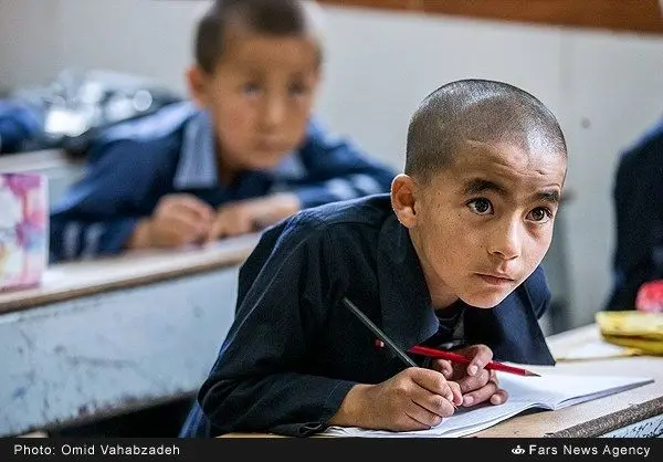 ۲ هزار کلاس درس در مشهد برای دانش‌آموزان افغان