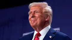 
ترامپ ۲ بوقلمون‌ کاخ سفید را عفو کرد
