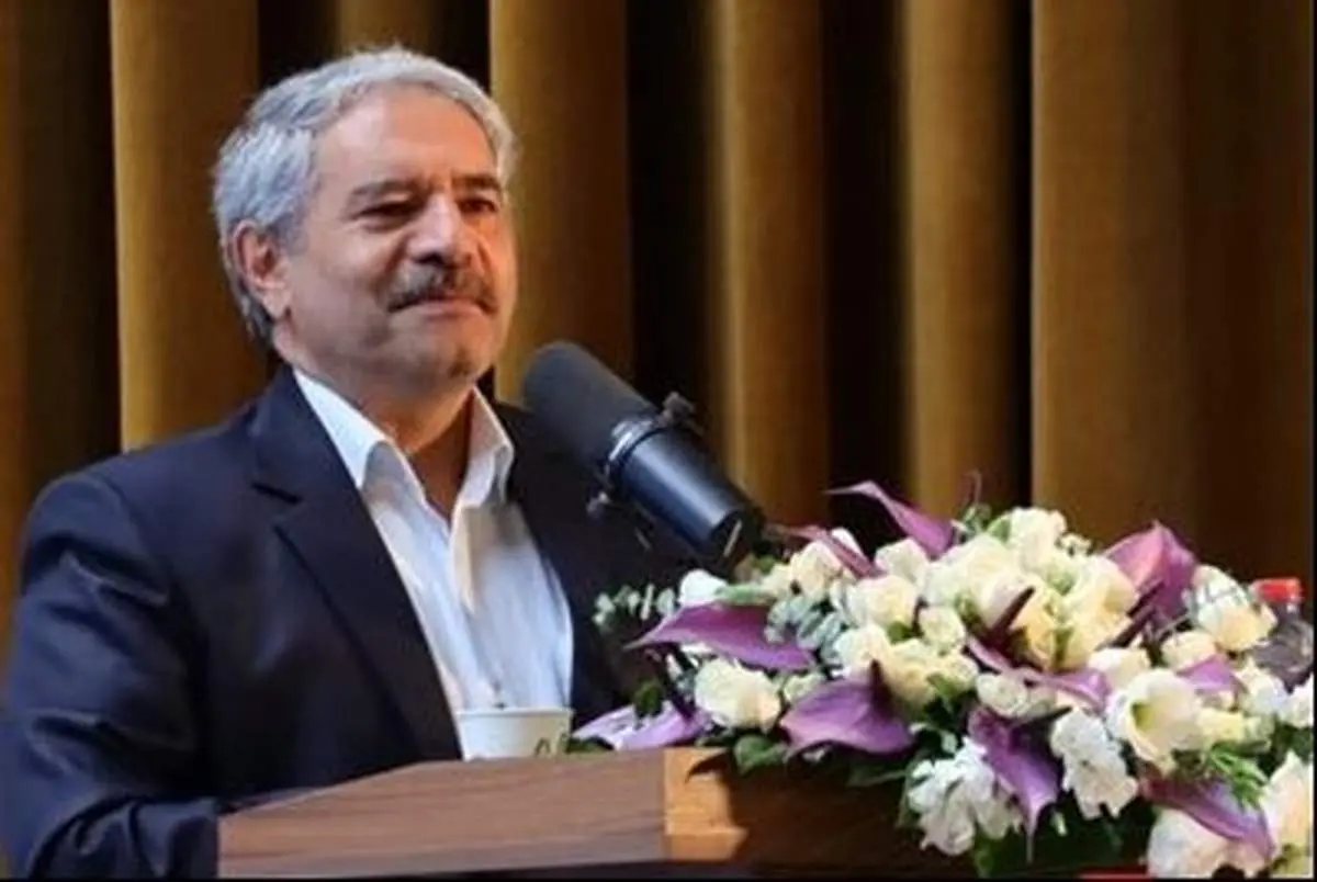 پالایشگاه اصفهان و فولاد مبارکه از فهرست آلاینده‌ها خارج می‌شوند