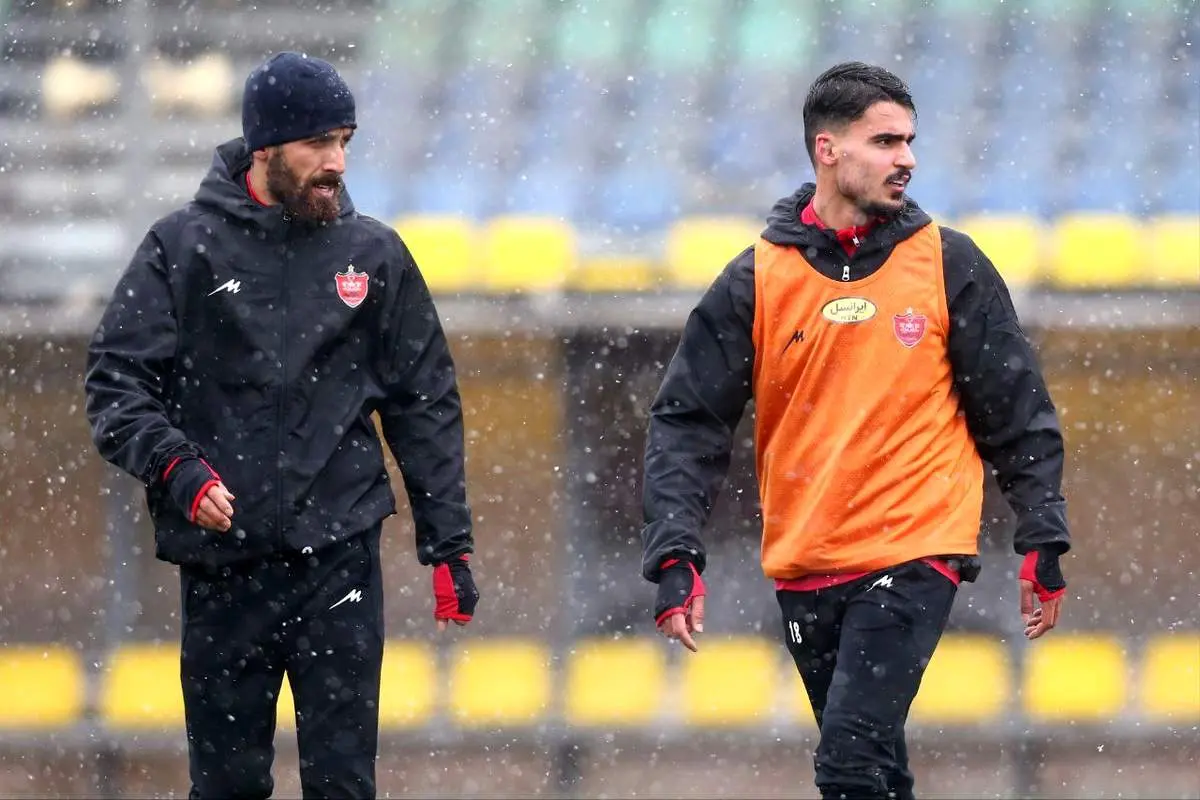 تمرین پرنشاط پرسپولیس در روز برفی تهران