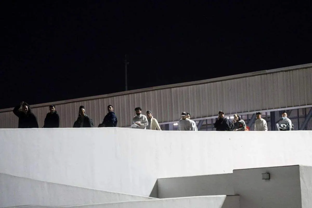 وعده دولت ترامپ به مهاجران: آمریکا را ترک کنید، هزار دلار بگیرید