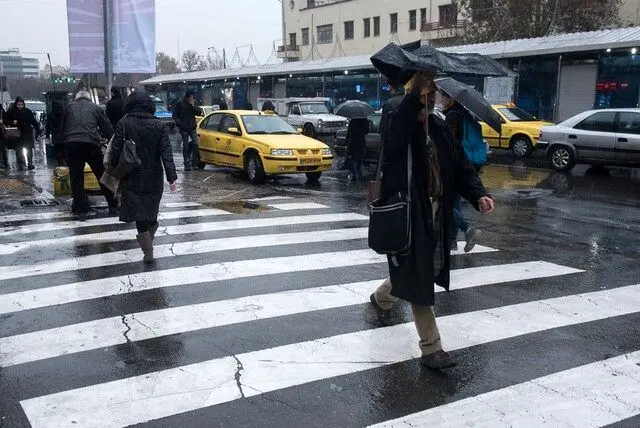 بارندگی و باد شدید، مهمان تهرانی ها