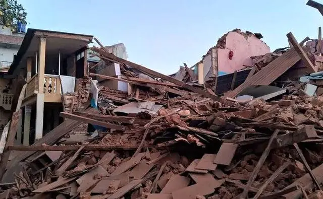 زلزله در نپال؛ بیش از ۱۵۰ کشته تاکنون