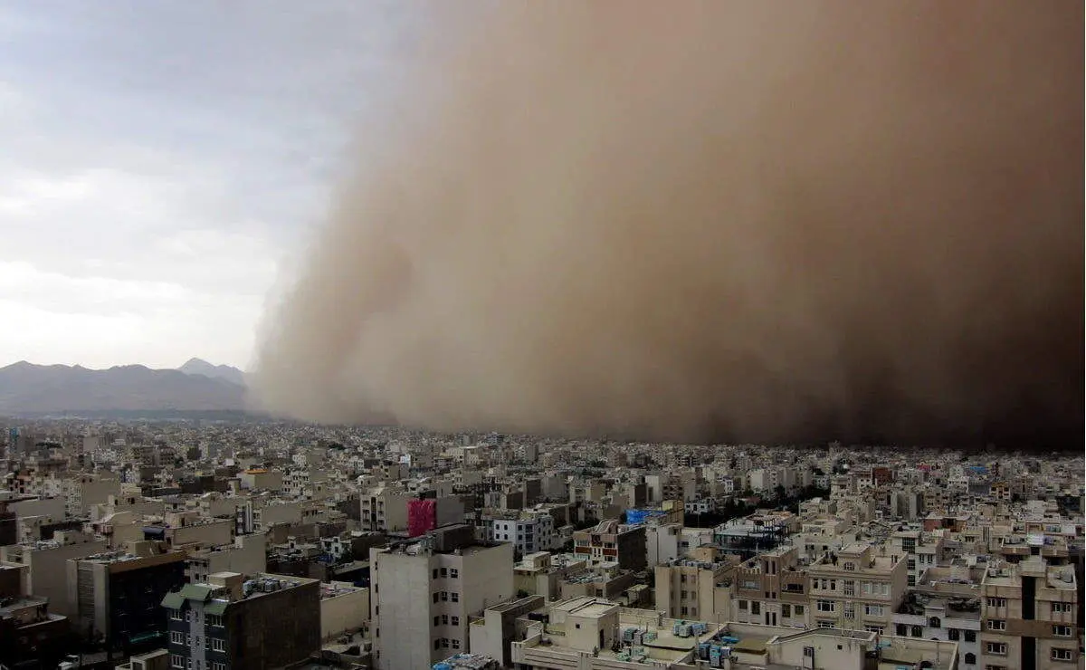 اطلاعیه هواشناسی برای شنبه صادر شد/ آماده باش در مرکزی، قم، تهران، البرز و سمنان
