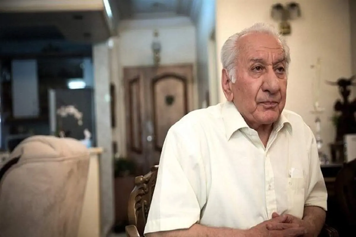 وداع تاریخی با استاد زلزله/ عکاشه در خانه ابدی آرام گرفت

