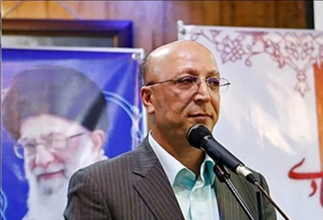درخواست وزیر علوم از نخبگان: در ایران بمانید و مهاجرت نکنید