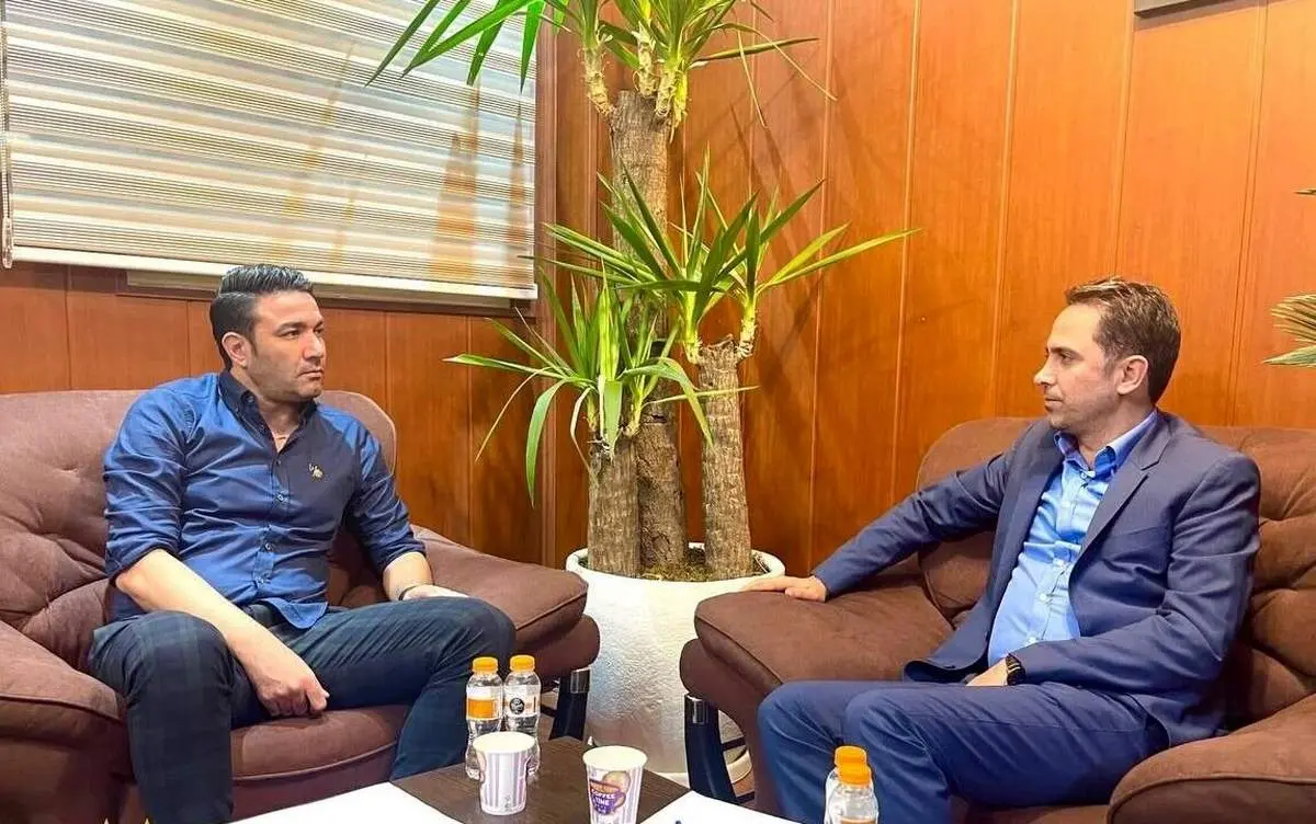 آشتی کنان در باشگاه استقلال 