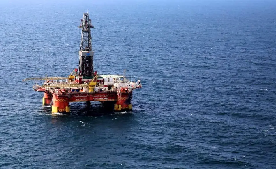چین در خرید نفت چقدر تخفیف می گیرد