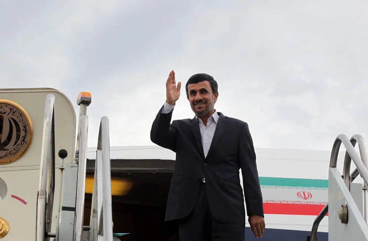 خروج محمود احمدی نژاد از کشور!