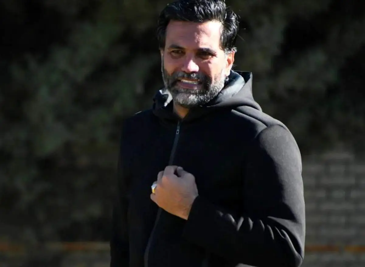 نیکبخت استعفا داد