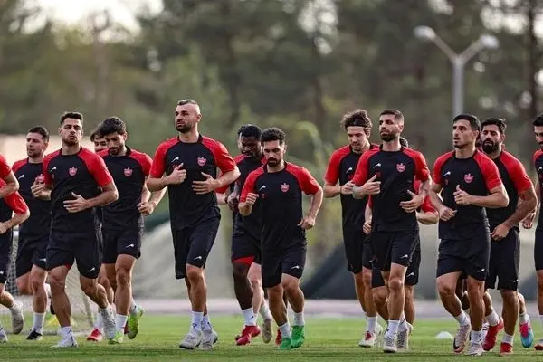 دو دستگی میان بازیکنان پرسپولیس با تصمیم هاشمیان 