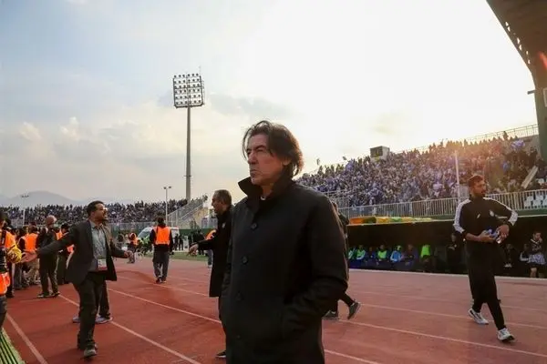 ساپینتو: ما که صدر نشینیم ؛ پرسپولیس باید نگران باشد