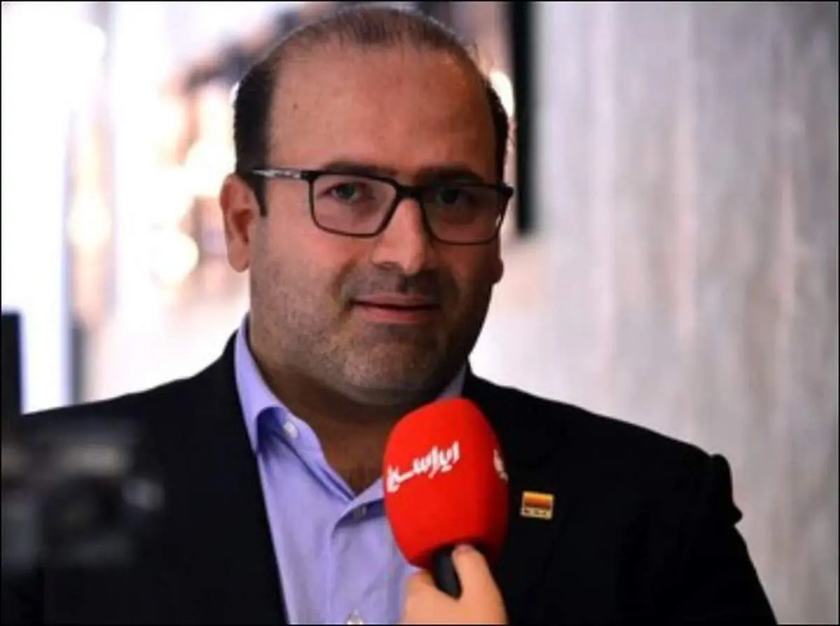 دولت با افزایش عوارض بر واردات و حذف عوارض صادرات درآمد خود را افزایش دهد