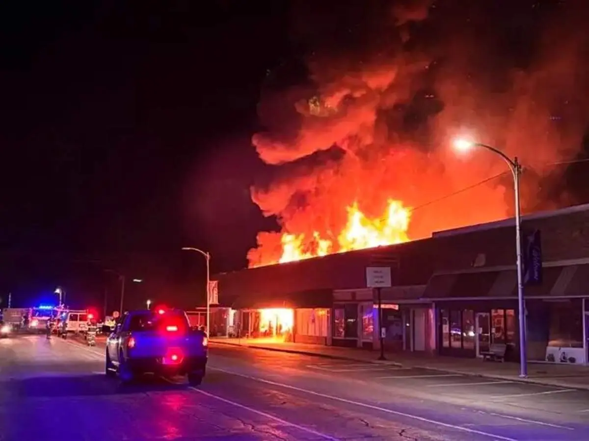 آتشسوزی در بیمارستان/ ۱۰ نوزاد جان باختند