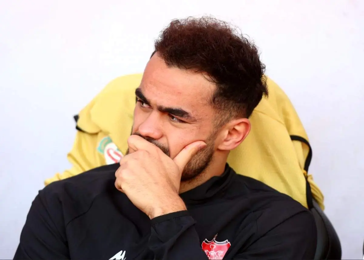 نگاه حسرتبار اورونوف به بازی پرسپولیس