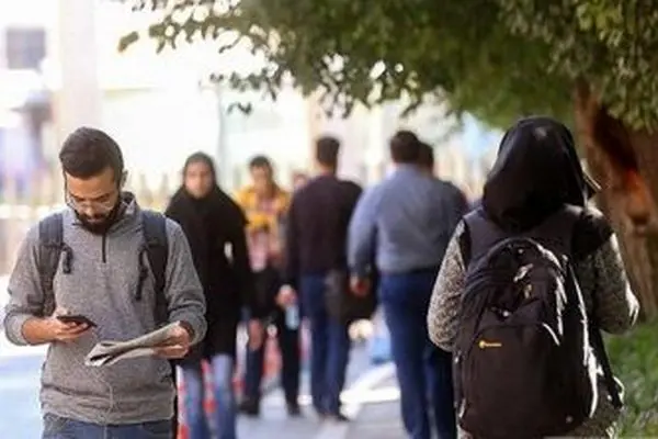 پاستور به دنبال زبان مشترک با جوانان 