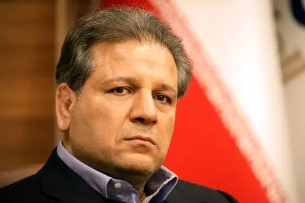 واکنش علی انصاری مالک بانک آینده به ادعای خروج از کشور/ عکس