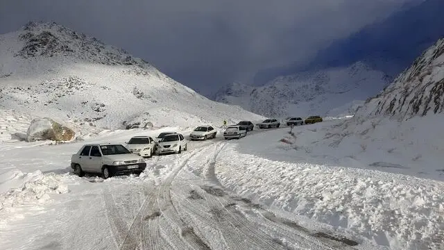 بارش سنگین و بی سابقه برف در این مناطق کشور/ رکوردها جابه جا می شود

