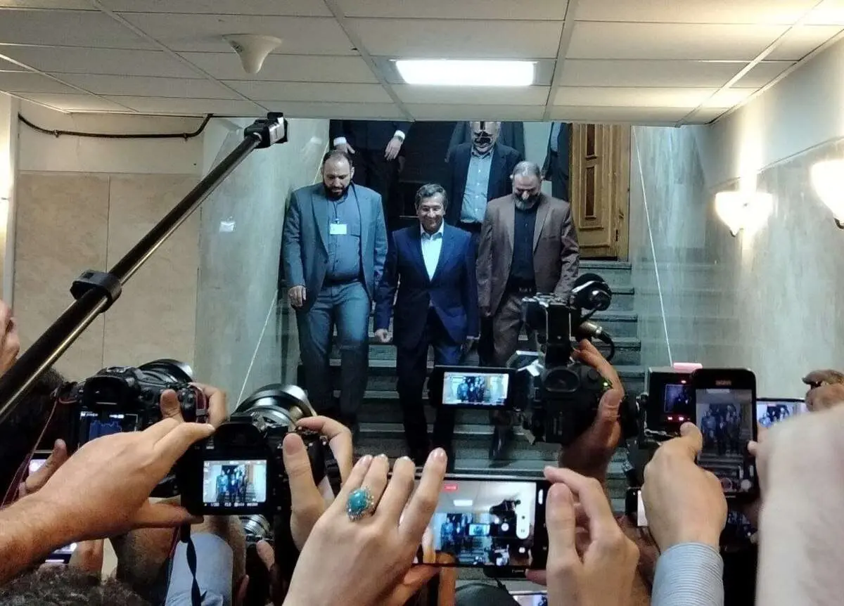 عبدالناصر همتی داوطلب انتخابات ریاست‌جمهوری شد