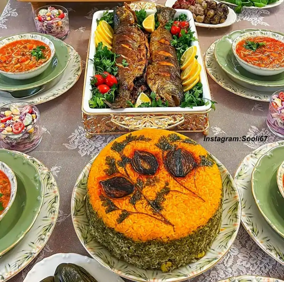 ببینید/ حرکات عجیب و بحث برانگیز بازیگران در قسمت جدید شام ایرانی 