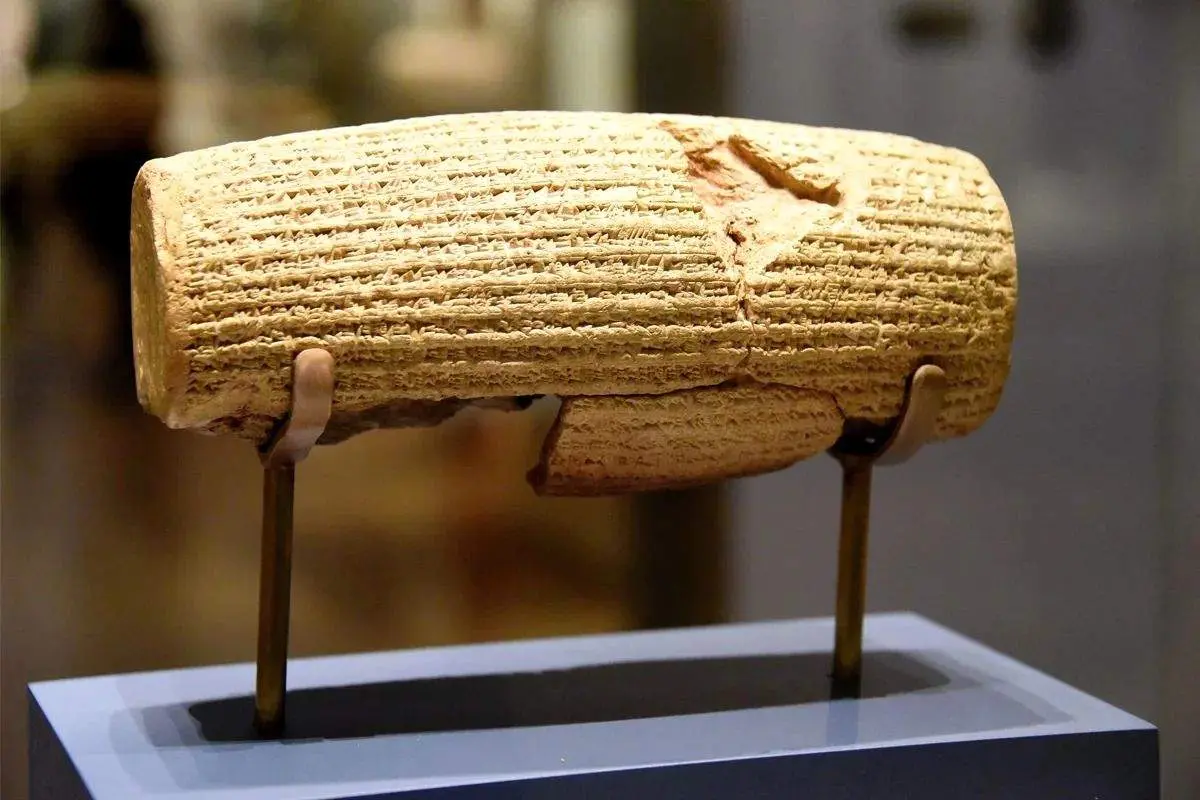 منشور حقوق بشر کوروش جهانی شد