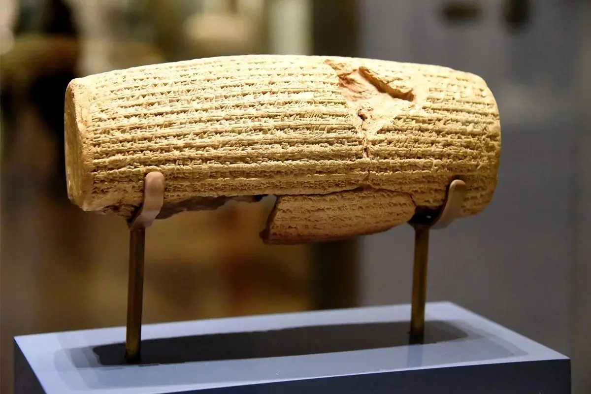 منشور حقوق بشر کوروش جهانی شد