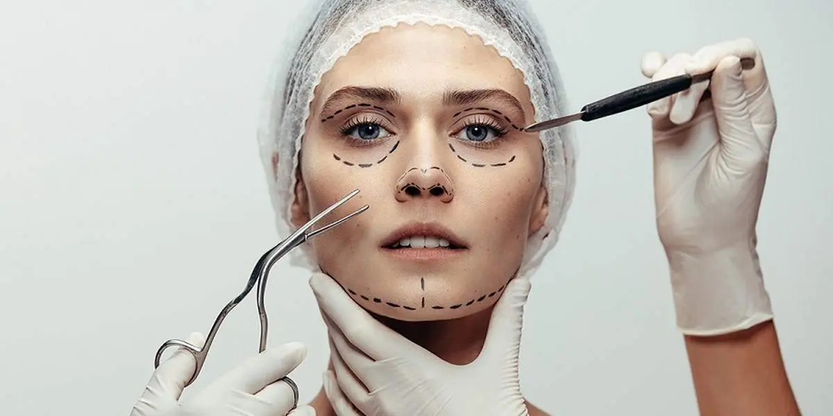 دلالی زیبایی؛
از عمل چشم گربه ای تا سوراخ گونه و پروتز لب و خیلی چیزهای دیگر