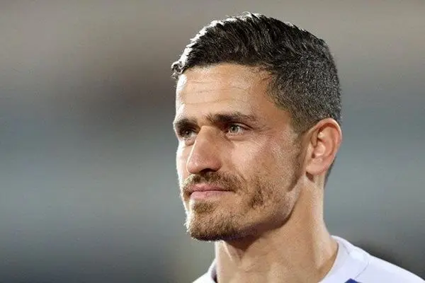 کارت بازی وریا غفوری در بازی امروز استقلال صادر شد؟