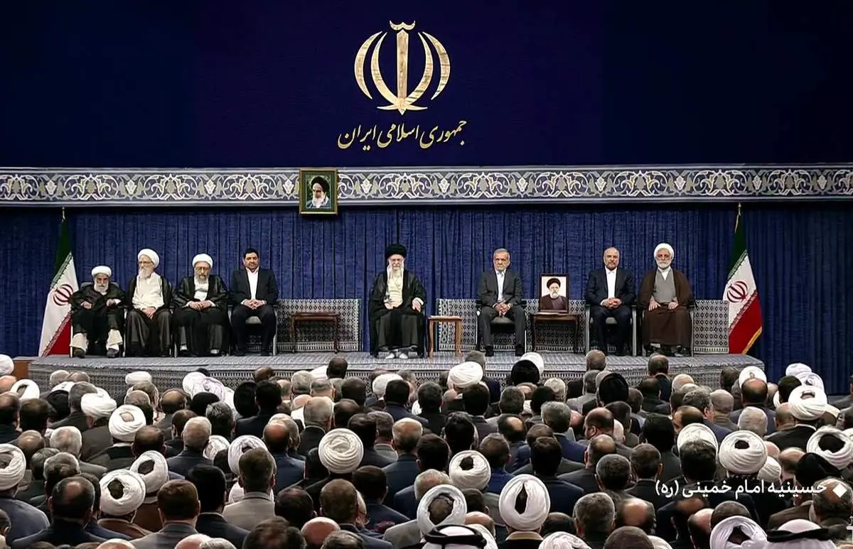 غیبت محمود احمدی نژاد در مراسم تنفیذ حکم مسعود پزشکیان؟