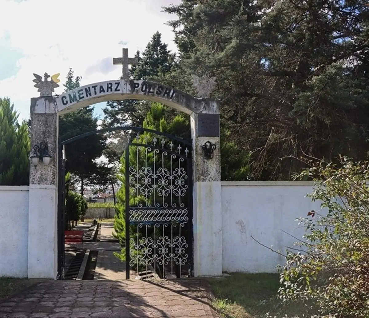 گورستان لهستانی در گیلان/ تصاویر